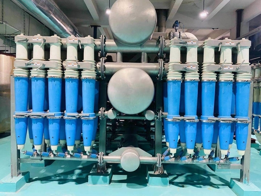 Centricleaner met een hoge en lage consistentie voor het gieten van het proces van de vervaardiging van gerecycled papier